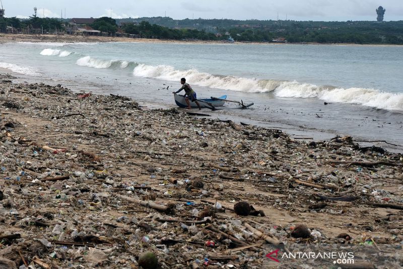 Penggunaan plastik masa pandemi dikhawatirkan tingkatkan sampah laut