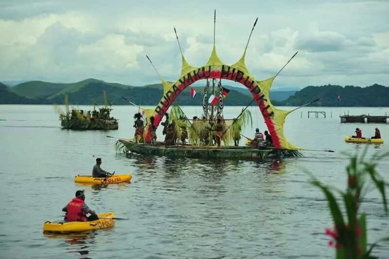 festival danau sentani