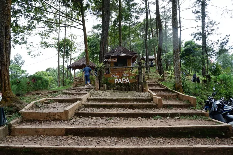 suasana wisata panorama pabangbon