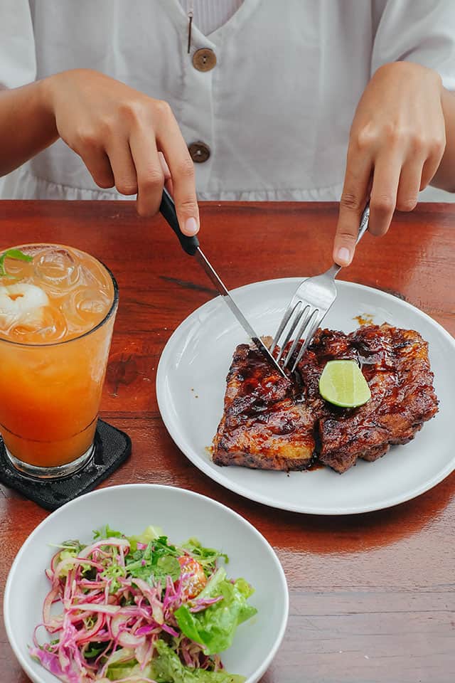 Naughty Nuri's Seminyak: Best Pork Ribs in Bali - Lunch Menu